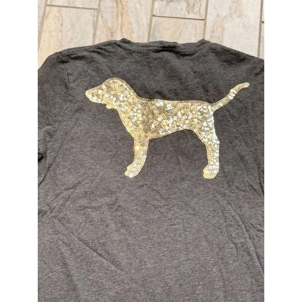 PINK Victoria's Secret women's XS (Oversized) gray w/gold sequins Pocket t-shirt - Picture 5 of 5